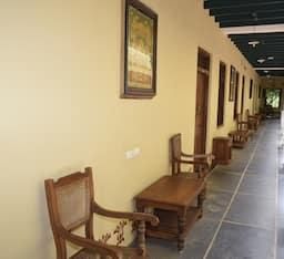 Deluxe - Heritage with Garden View