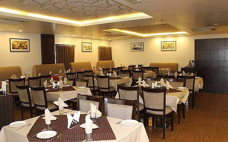 Food & Dining