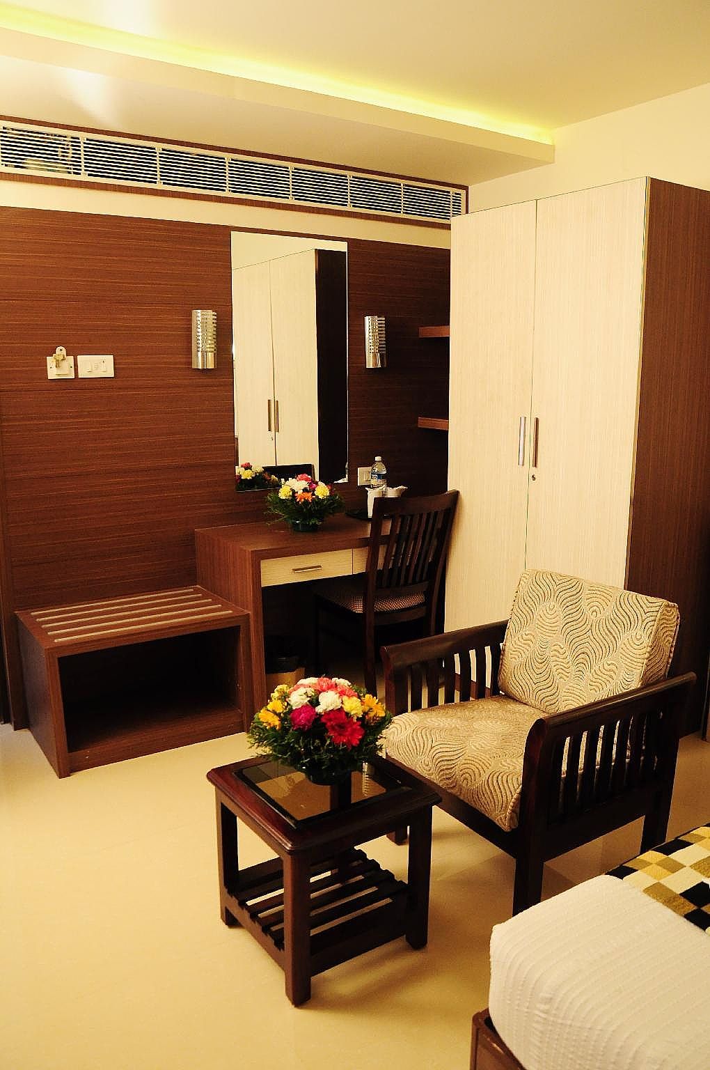 South Regency Deluxe Room 14