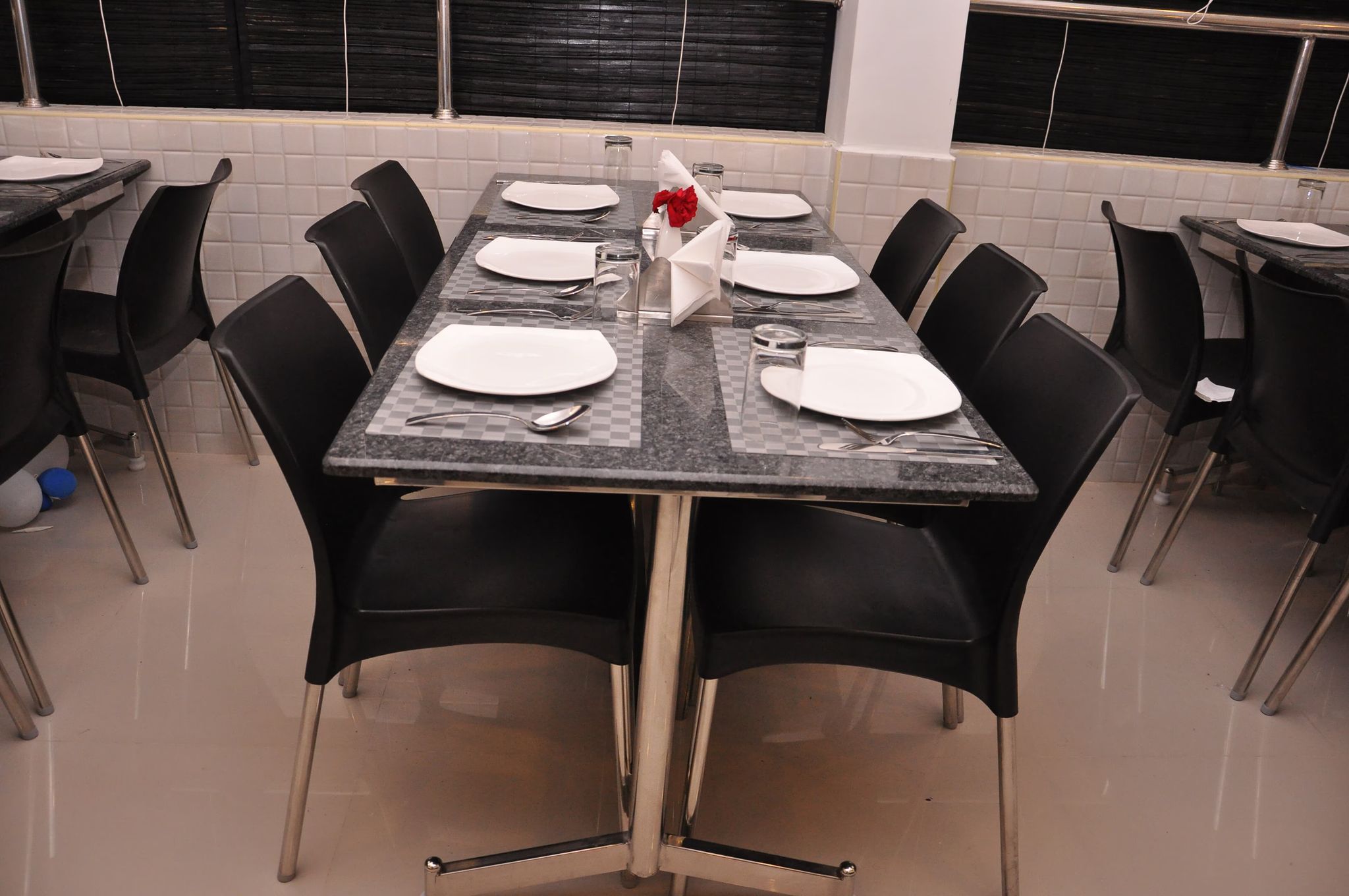 undefined Hotel Yes Way Inn 4