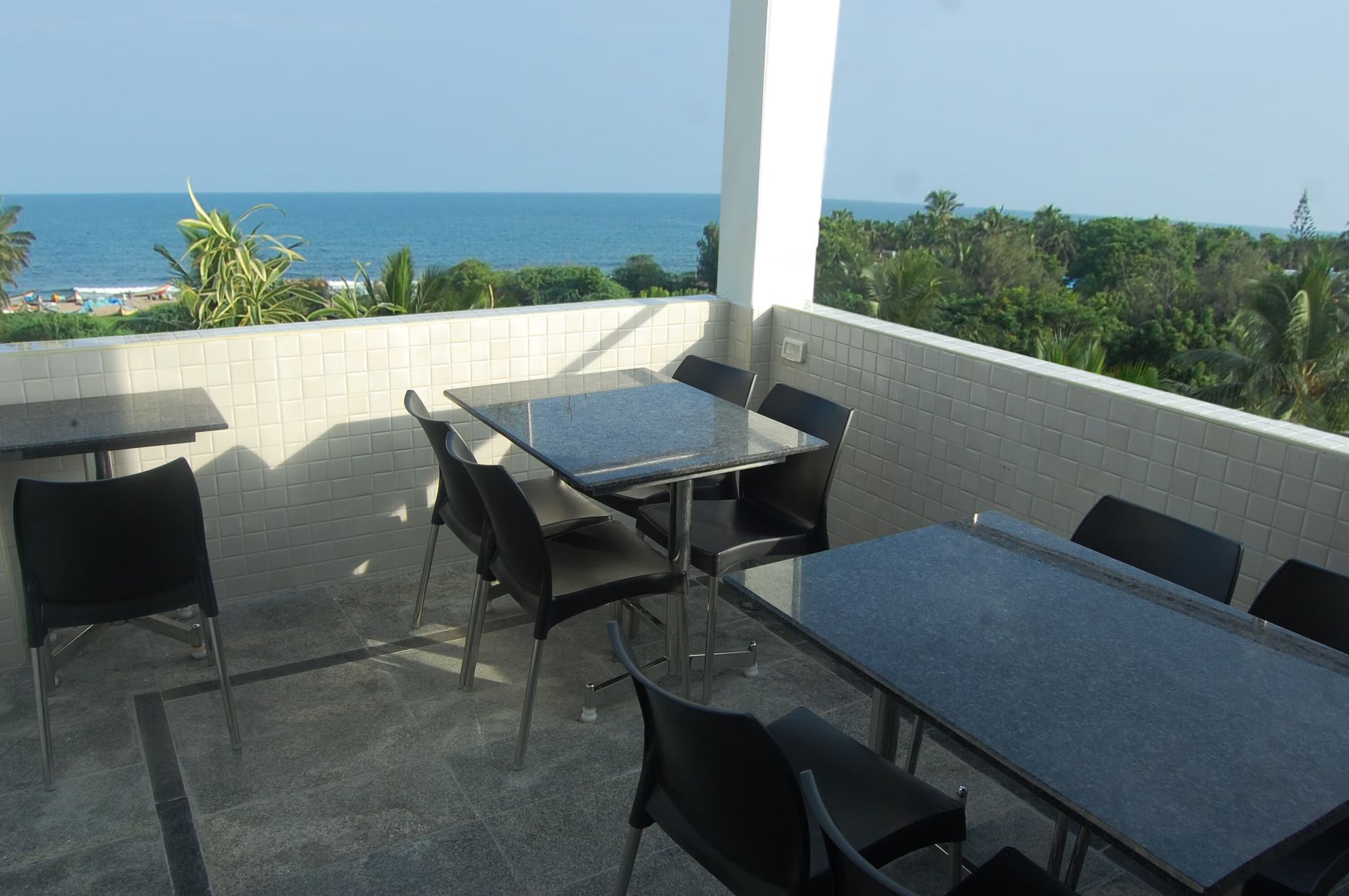 undefined Hotel Yes Way Inn 3