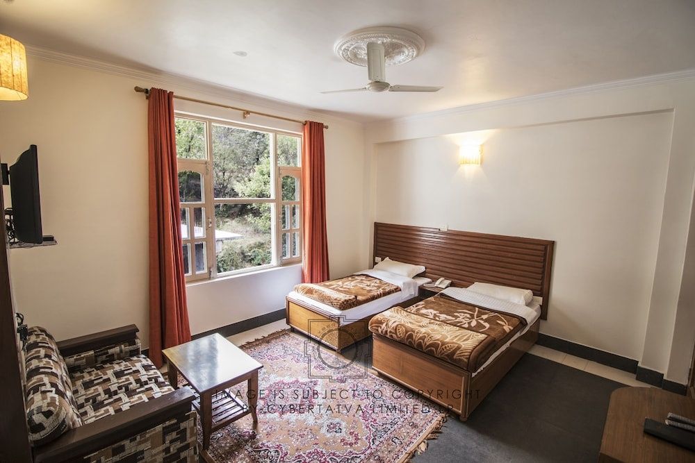 WOW STAYZ2 The Lodge NAMGYAL NEST 12