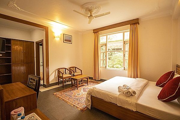 WOW STAYZ2 The Lodge NAMGYAL NEST 5