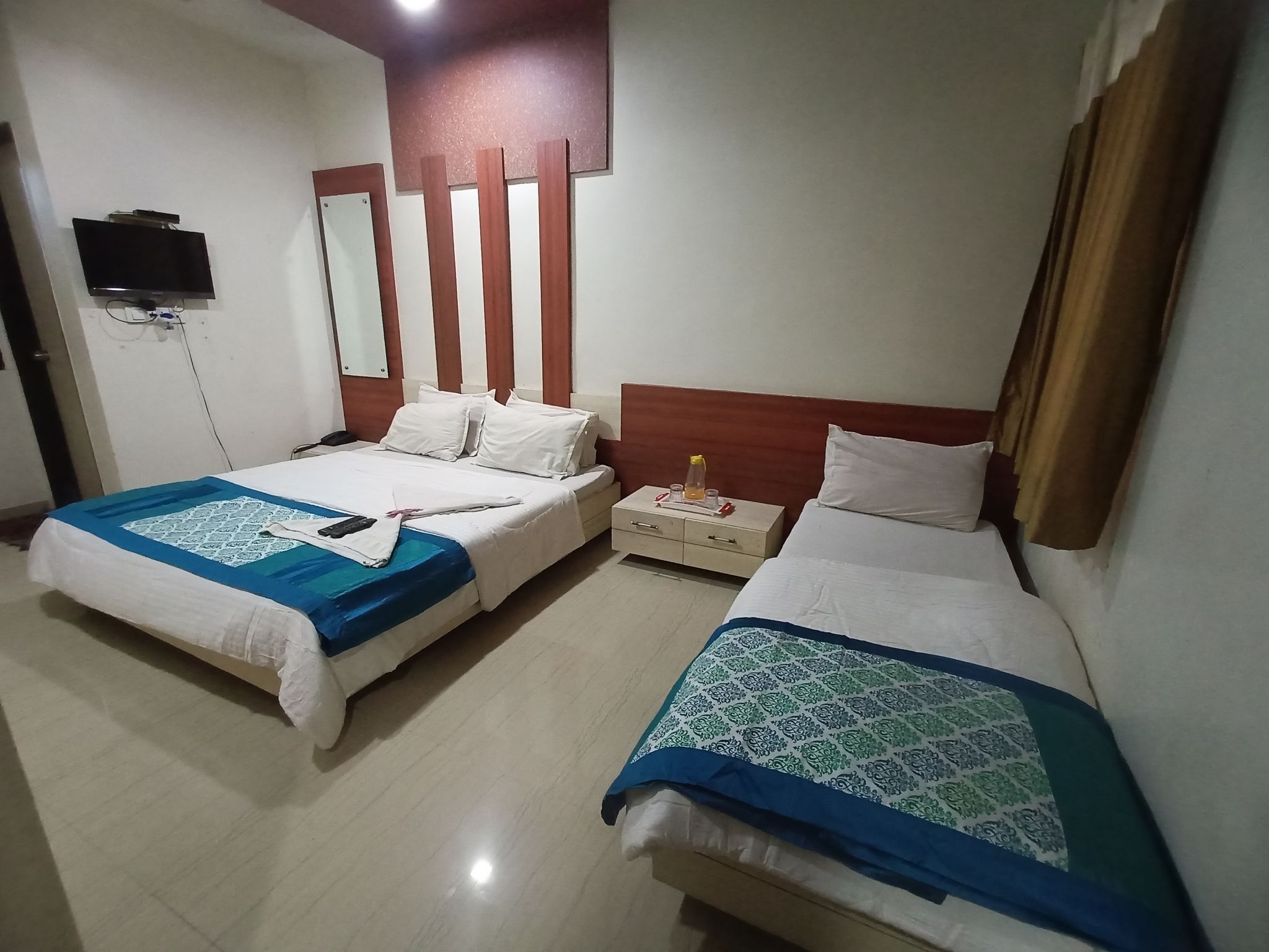 Standard Ac Three Bed Room