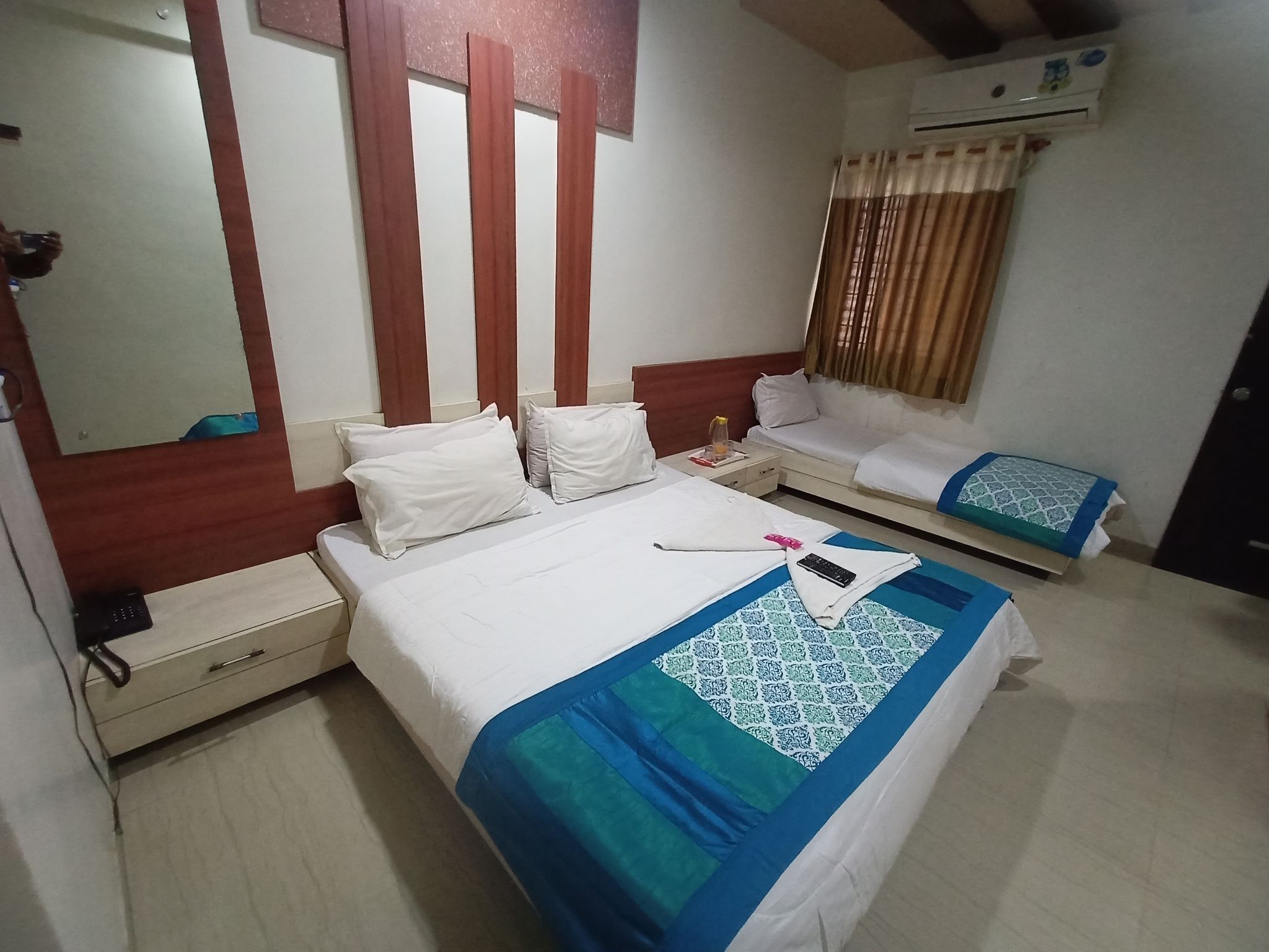 Standard Ac Three Bed Room