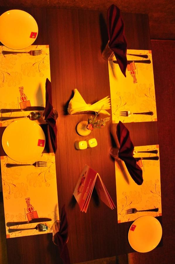 Food & Dining