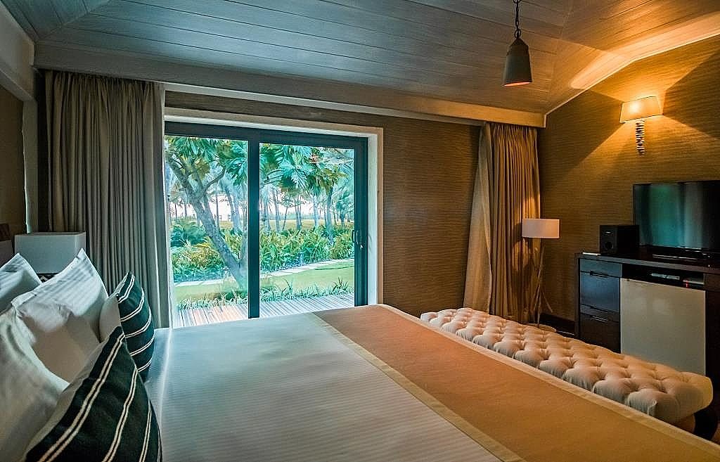Luxury Room, Pool View