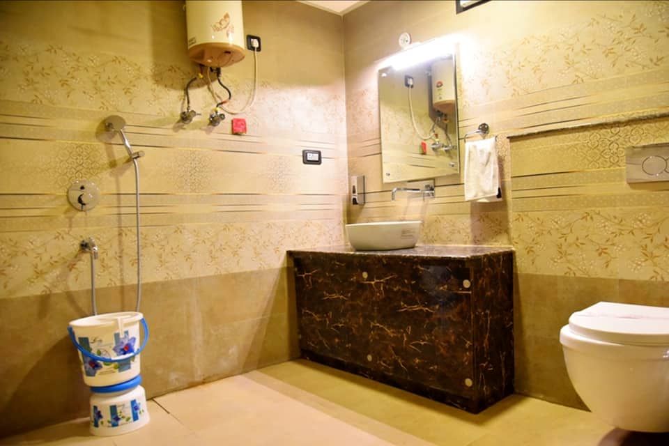 Hotel Vinayak Executive Room 7