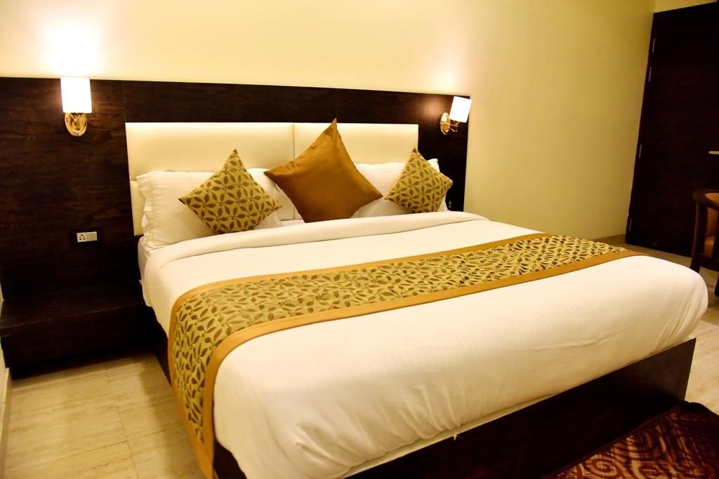 undefined Hotel Vinayak 5