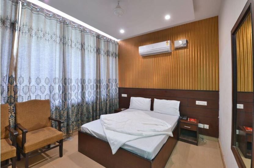 Hotel Royal Castle Deluxe Rooms