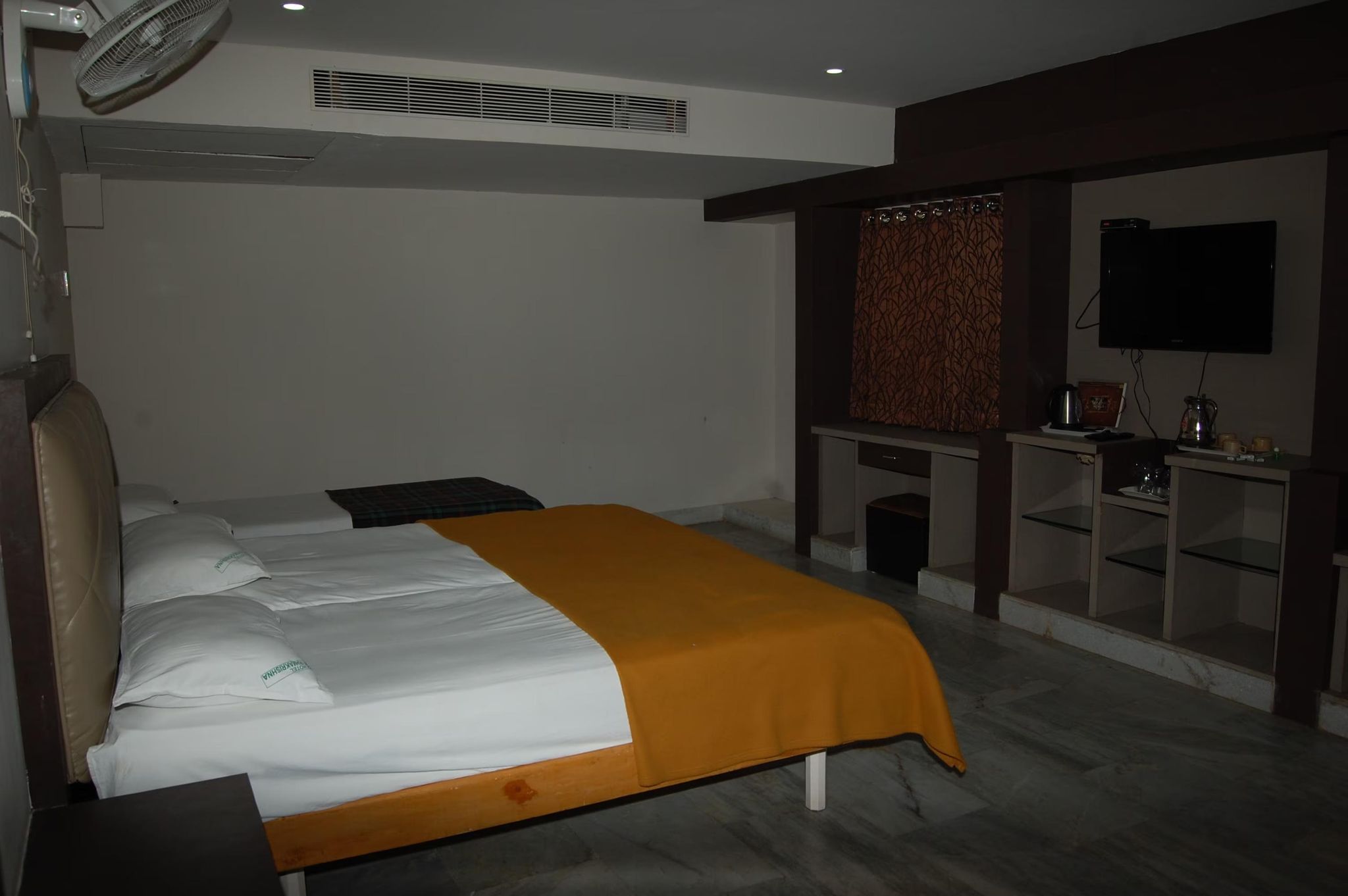 Hotel Ramakrishna Premium Deluxe
