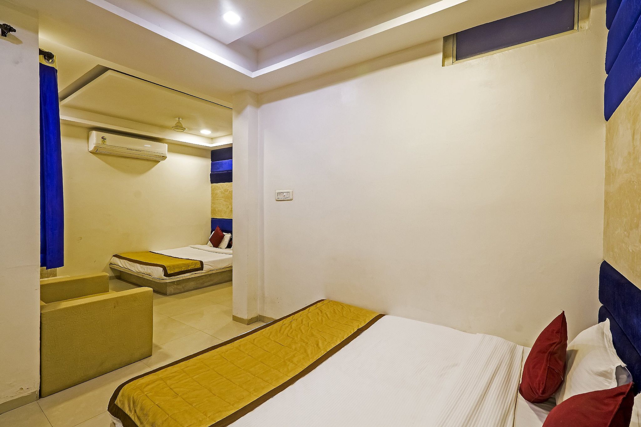 Hotel Care Deluxe Room 2