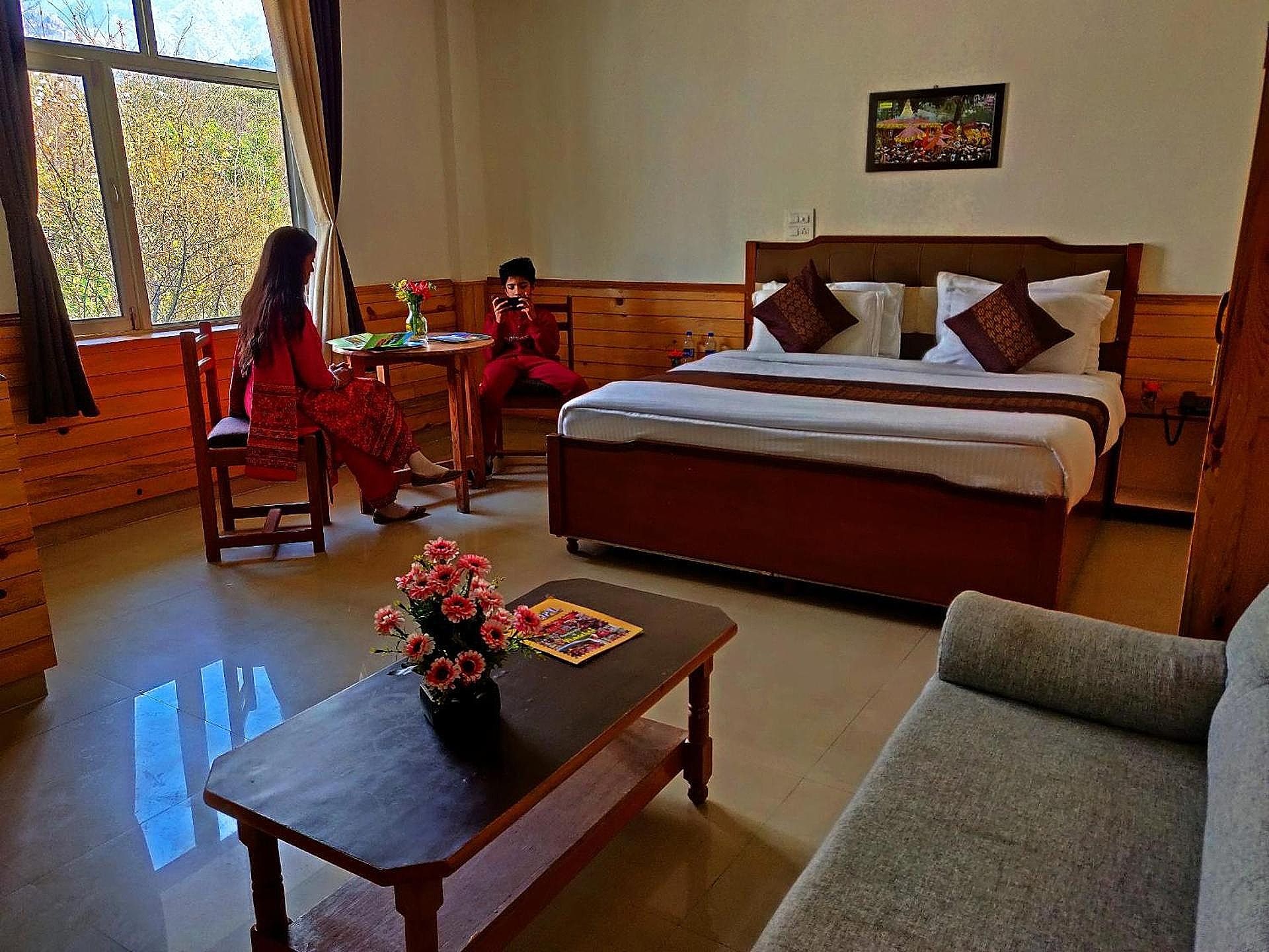 The Highland Village Resort Standard Room 3