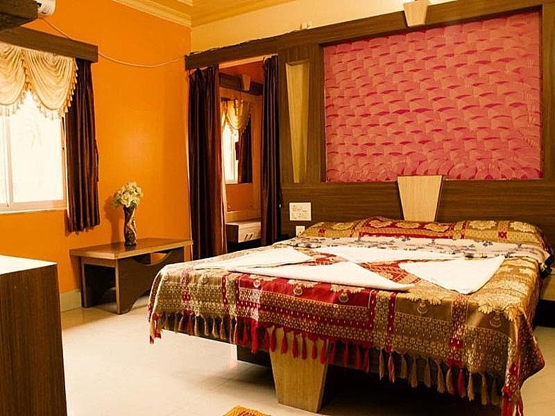 Double Deluxe Room