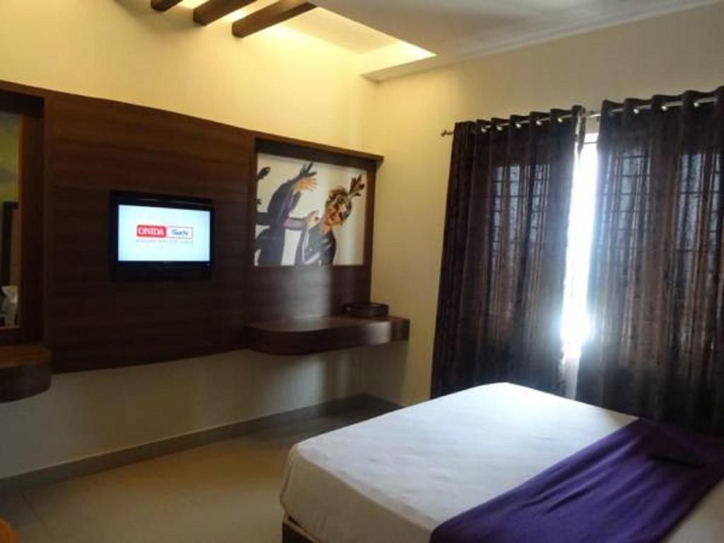 Hotel Templecity Dreamz Inn Luxury Quadruple Room 2