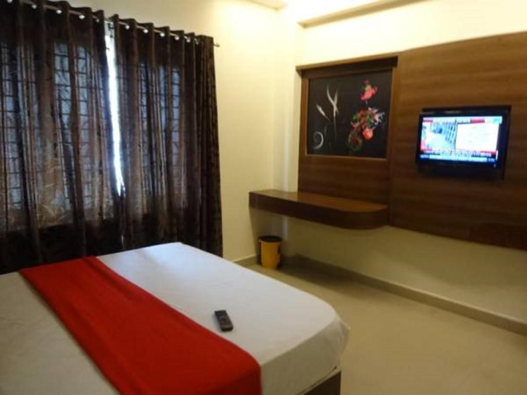 Hotel Templecity Dreamz Inn Deluxe Double Room 3