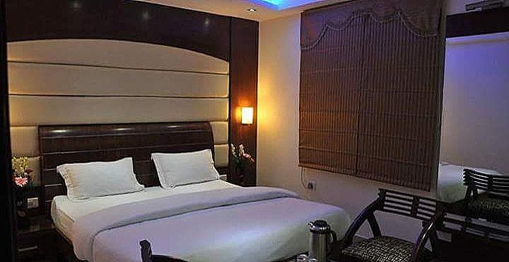 Hotel High 5 Land Deluxe Room 10