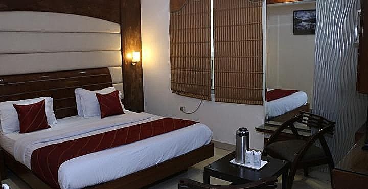 Hotel High 5 Land Deluxe Room 14