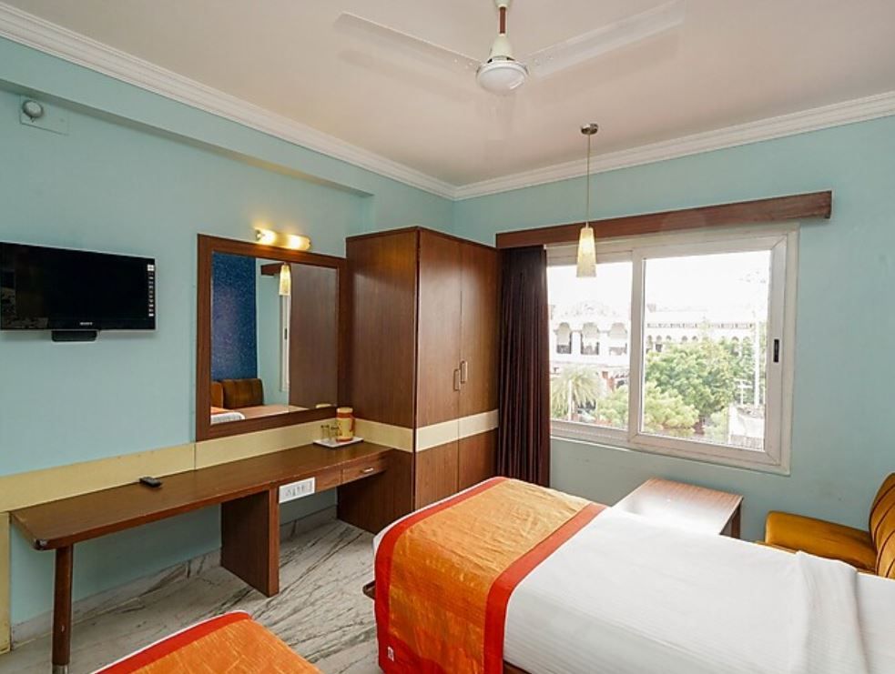 Hotel Chennai Gate Executive Room 2