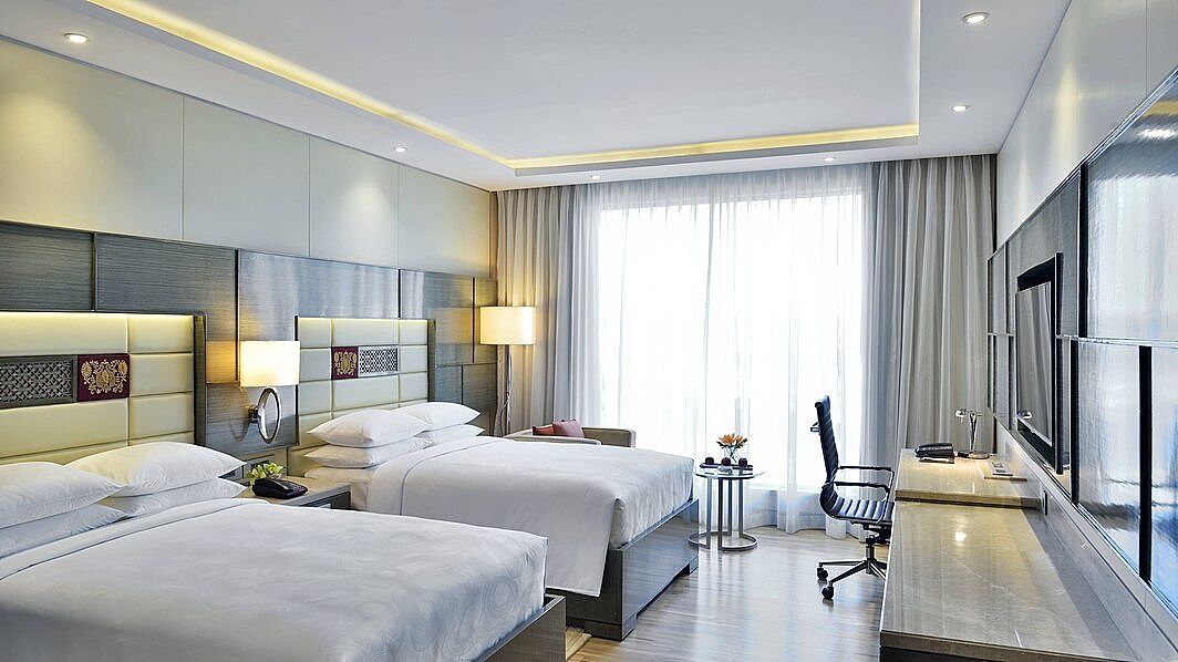 JW Marriott Mumbai Sahar Room, 2 Double Beds, Non Smoking, City View