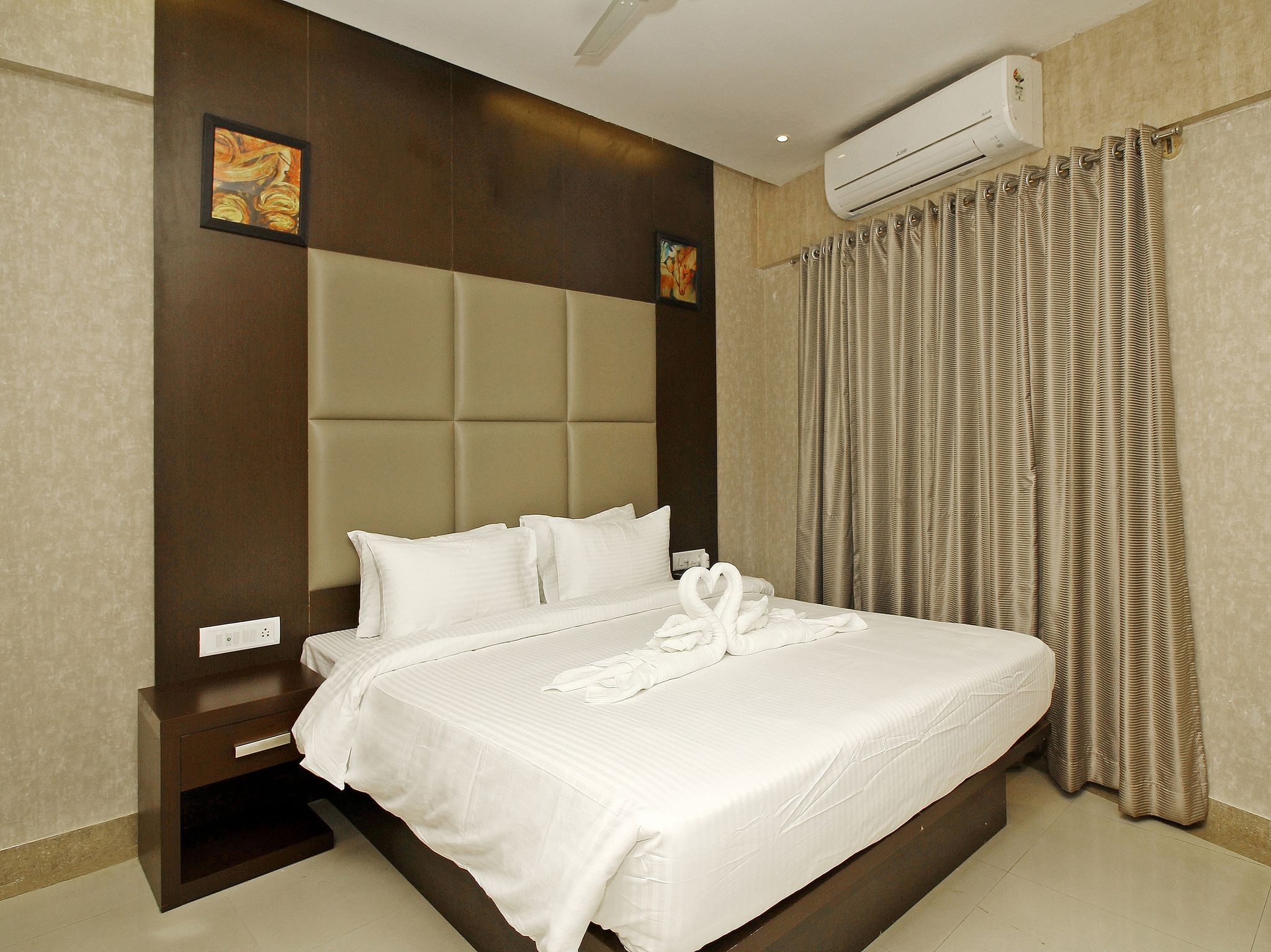 The Byke Business Signature (Bangalore) Super Deluxe King 12