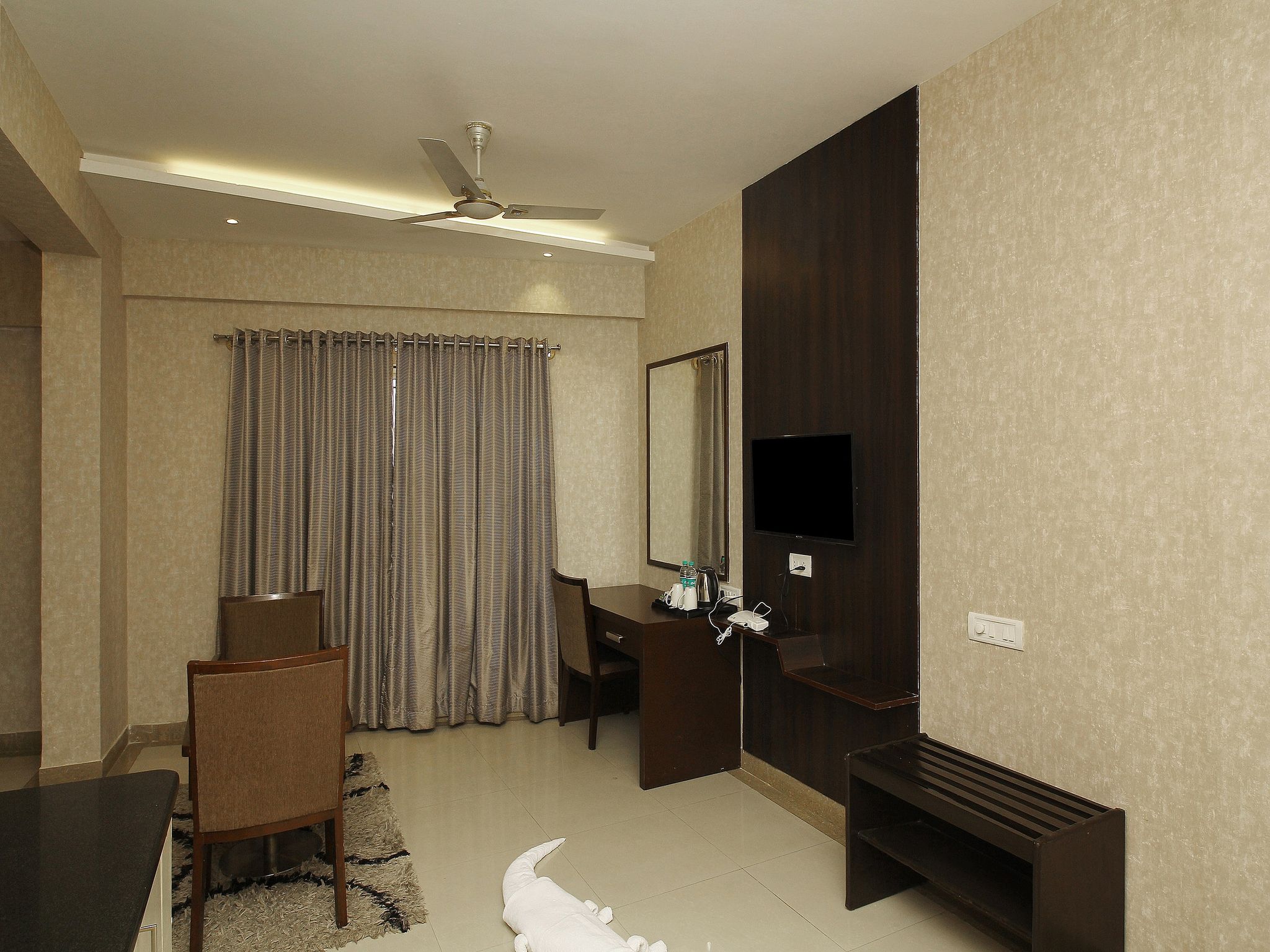 The Byke Business Signature (Bangalore) Super Deluxe King 27