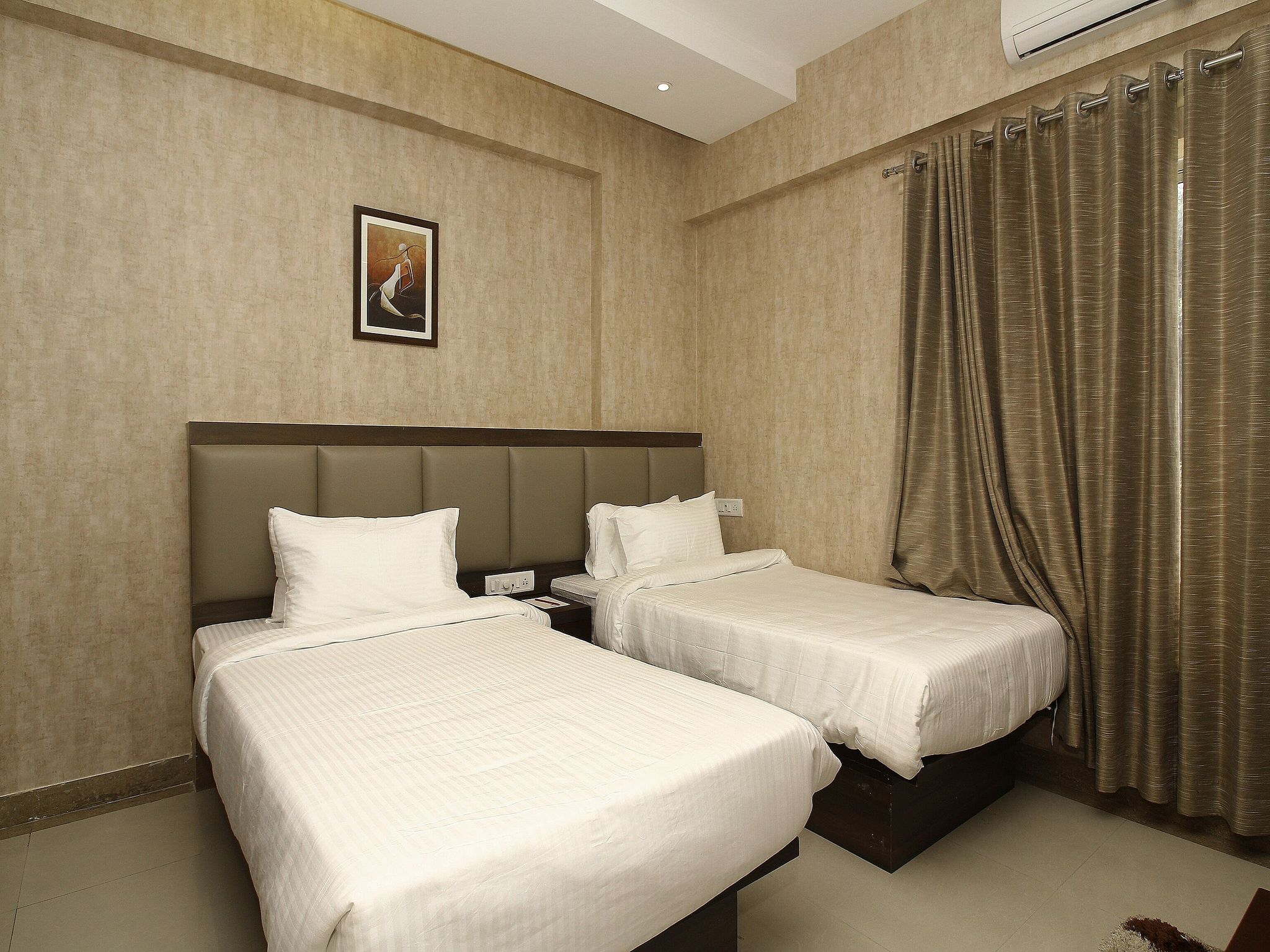 The Byke Business Signature (Bangalore) Super Deluxe King 4