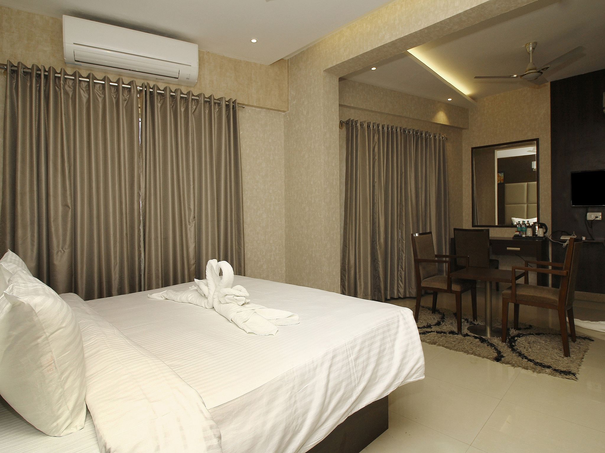 The Byke Business Signature (Bangalore) Super Deluxe King 9