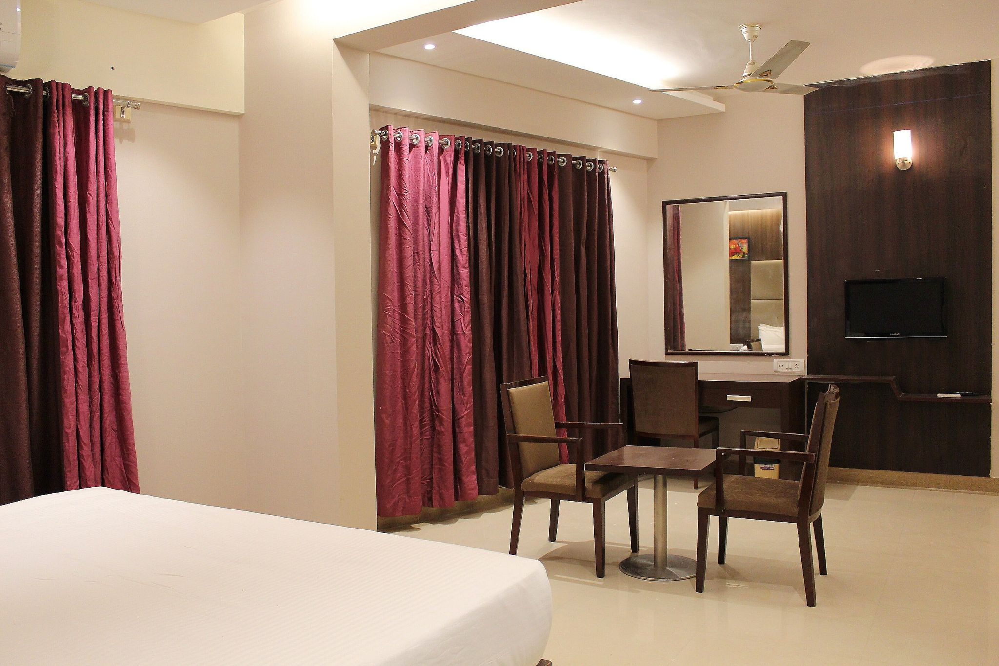 The Byke Business Signature (Bangalore) Super Deluxe King 21