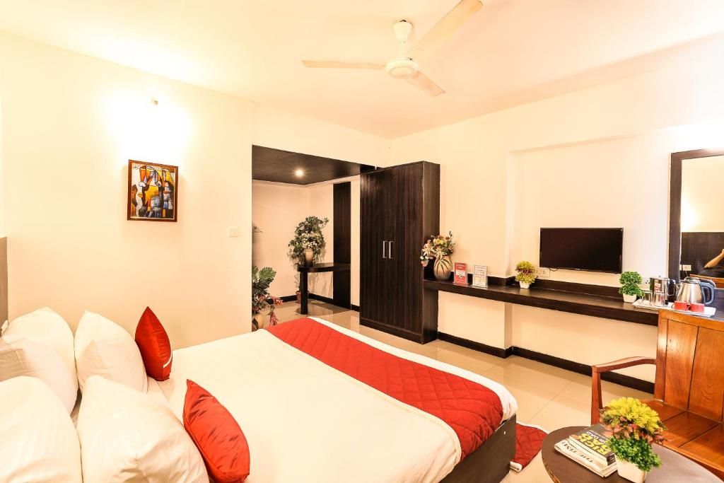 Octave Himalaya Monarch Superior Room 4