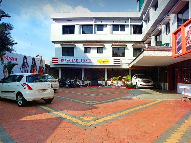 undefined Sahari Hotel