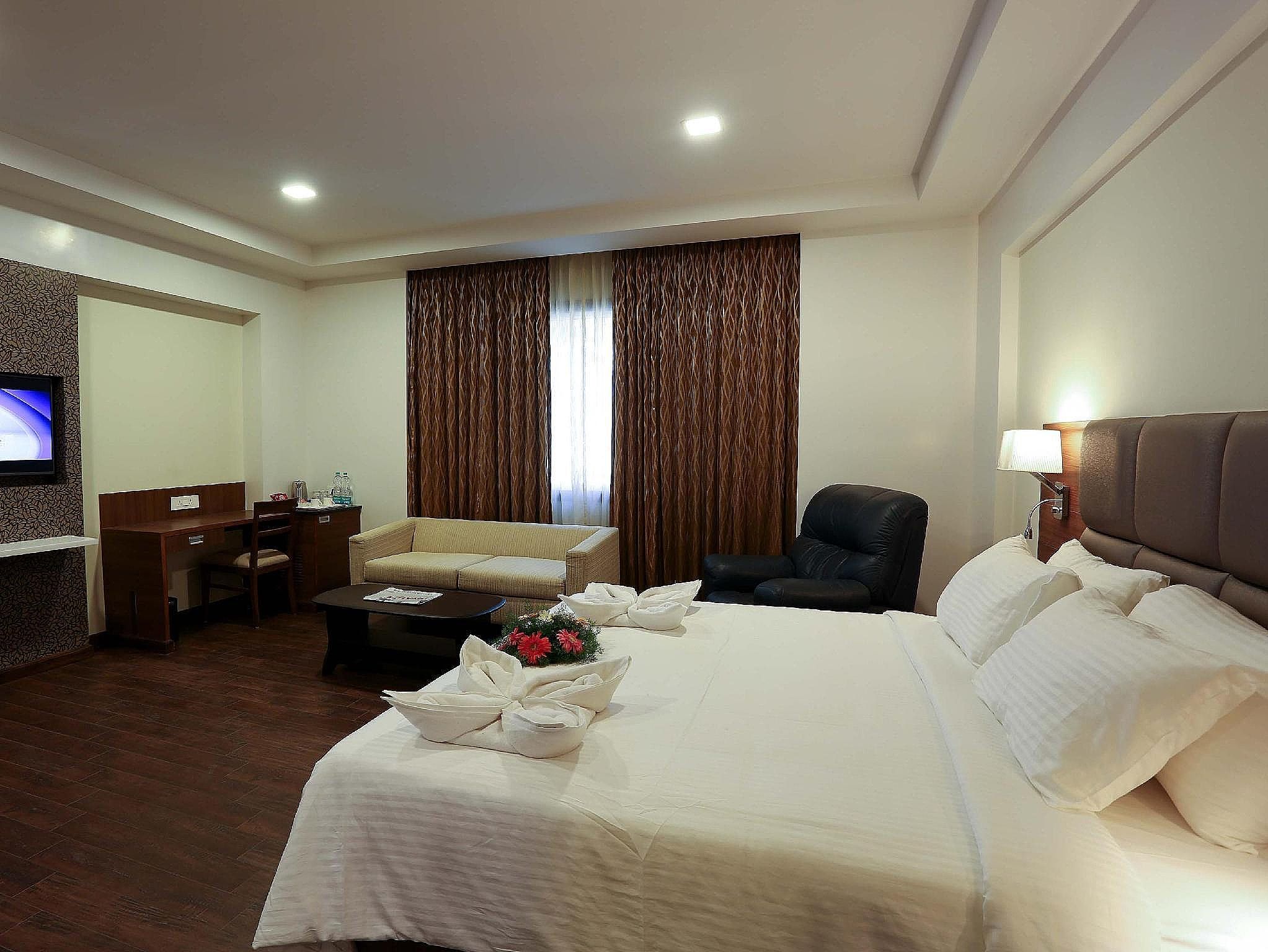 Fressotel Seetharam Tangerine Room 6