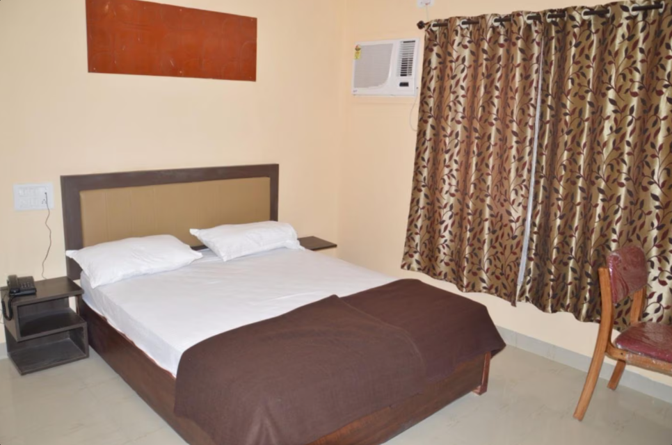 undefined Hotel Golden Regency 5