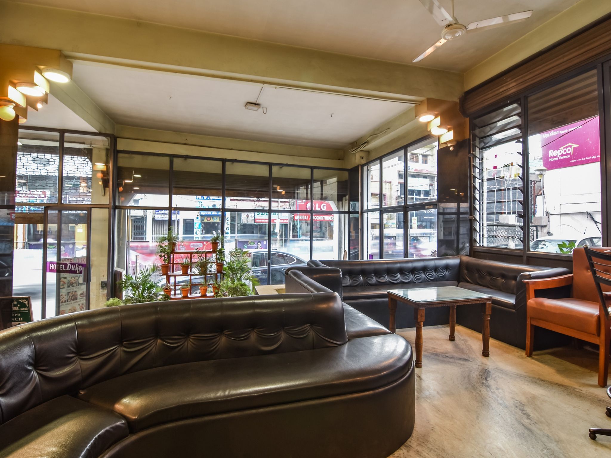 undefined HOTEL DUKE 4