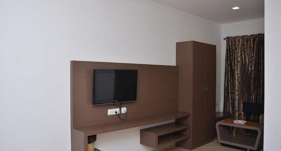 Hotel KRA Deluxe Room 2