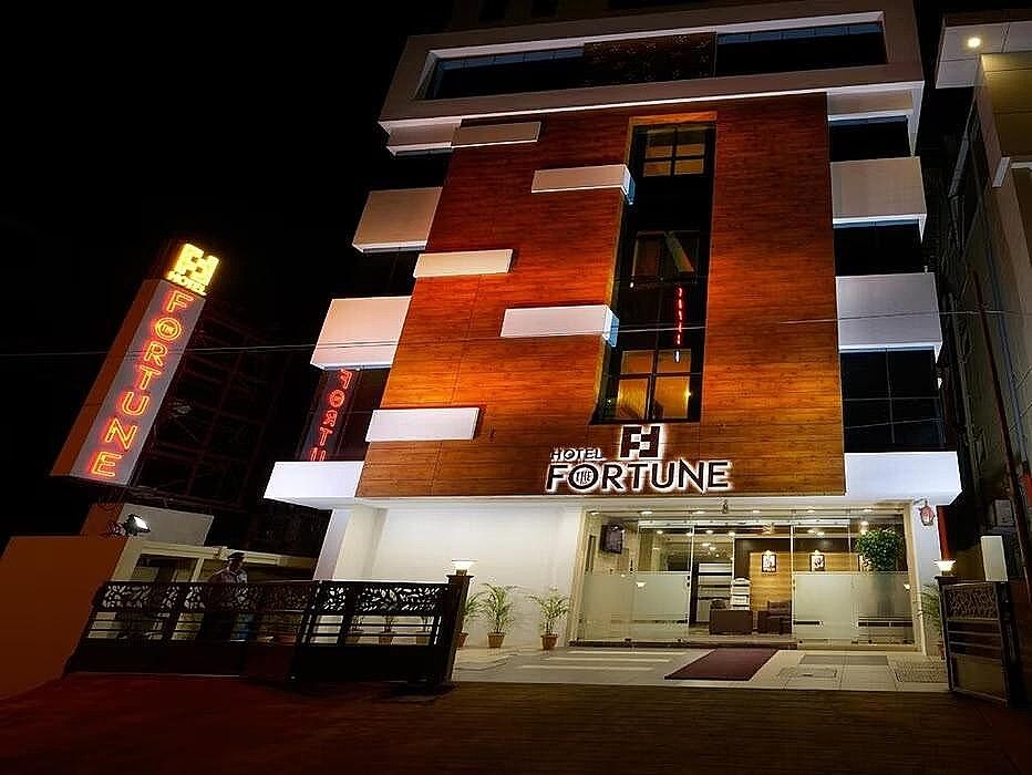 undefined Hotel The Fortune 7