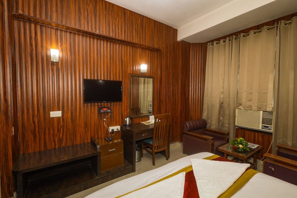 Swasno By Rivlet Deluxe Room 38