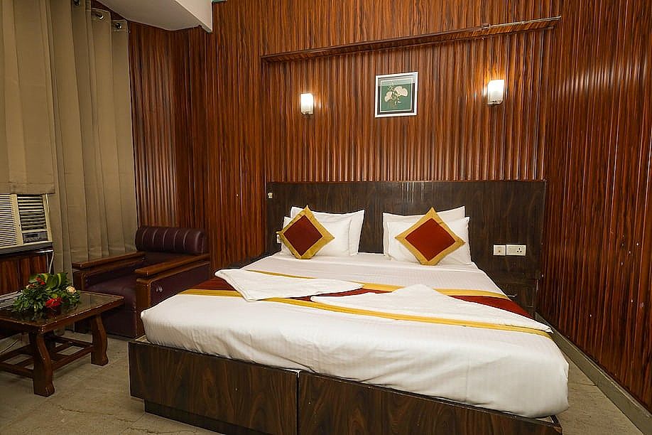 Swasno By Rivlet Deluxe Room 12