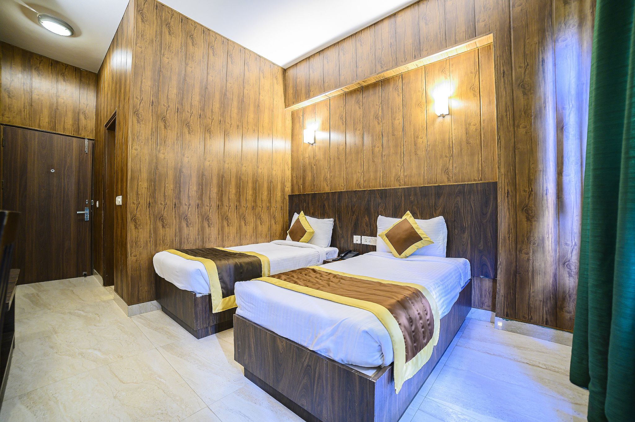 Swasno By Rivlet Deluxe Room 14