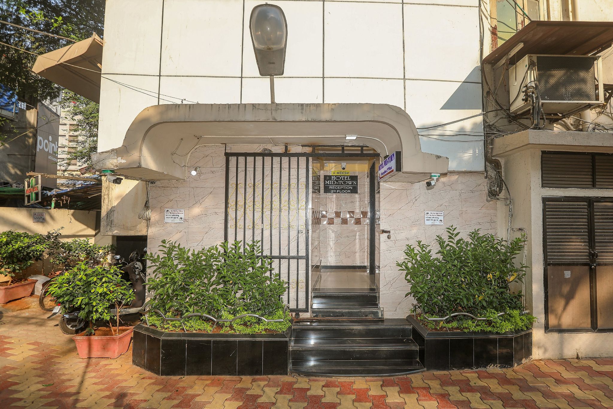 undefined Hotel Mid-Town 10