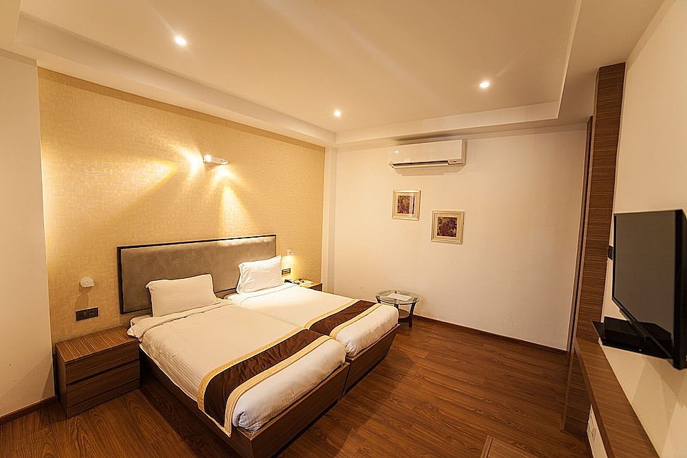 Brownstar Boutique Hotel Deluxe Room 3