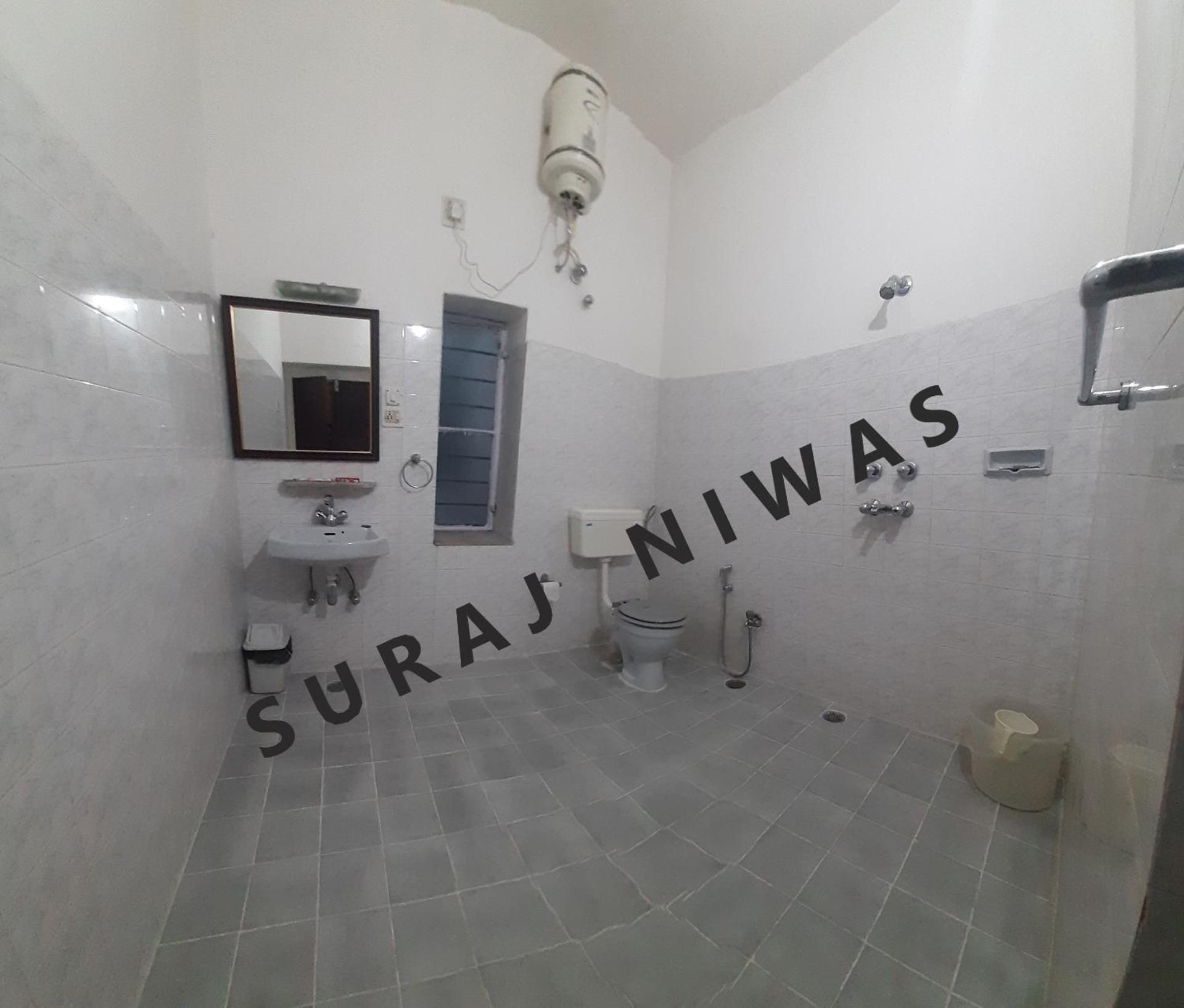 Suraj Niwas