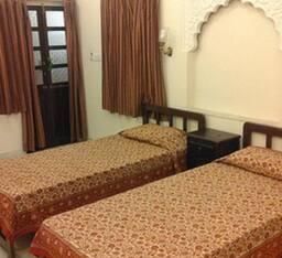 Deluxe Room Single