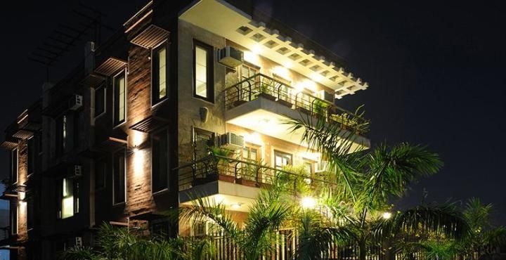 Hotel Exterior