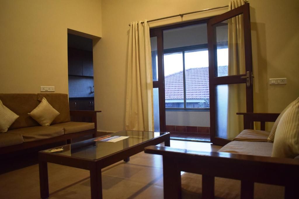 Regenta Resort Mango Village Guhagar Luxury Villa with Garden View. 5