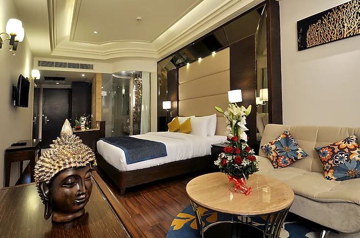 PRESIDENTIAL SUITES