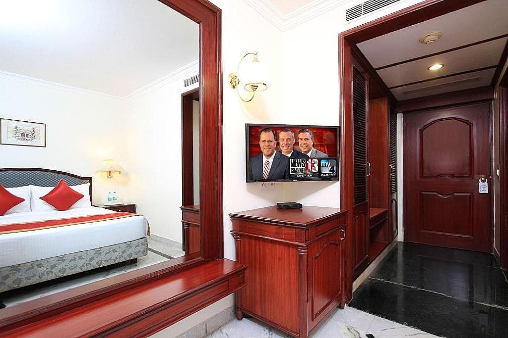 The Rialto Hotel Superior Double or Twin Room with City view 8