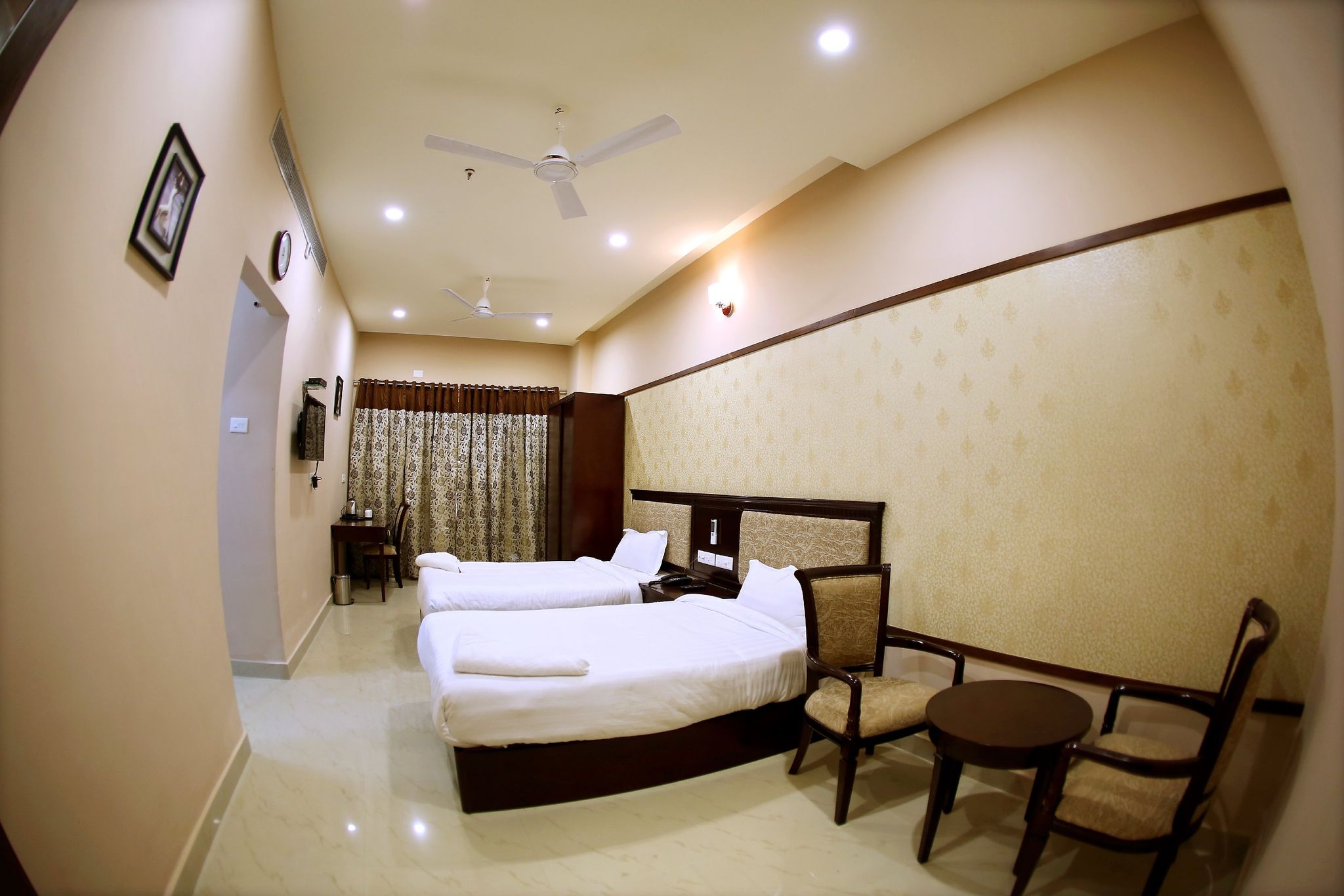 Hotel Sitara Grand RC Puram Standard 8