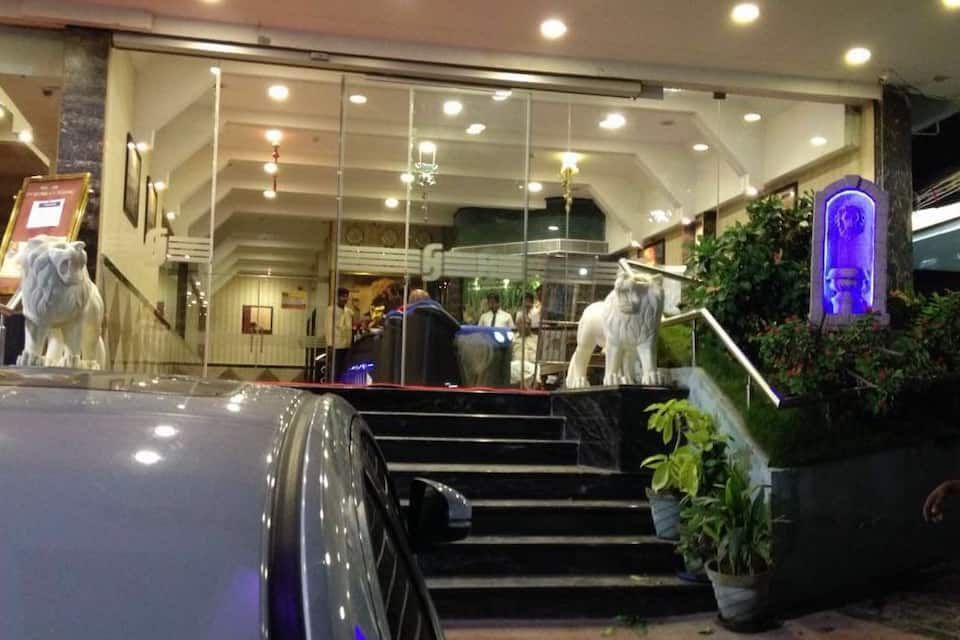 undefined Hotel John's 7