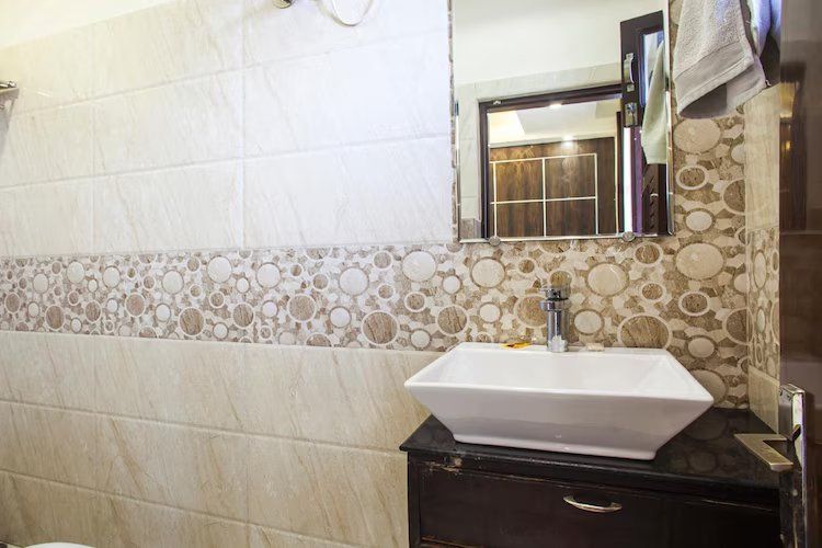 BELLEVUE INN Gold Room 3